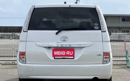 Toyota ISis I, 2013 год, 900 000 рублей, 5 фотография
