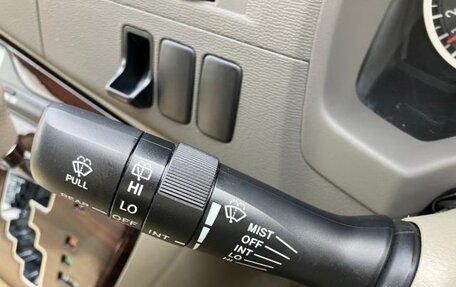 Toyota ISis I, 2013 год, 900 000 рублей, 16 фотография