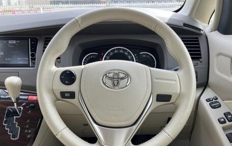Toyota ISis I, 2013 год, 900 000 рублей, 15 фотография