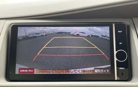 Toyota ISis I, 2013 год, 900 000 рублей, 19 фотография