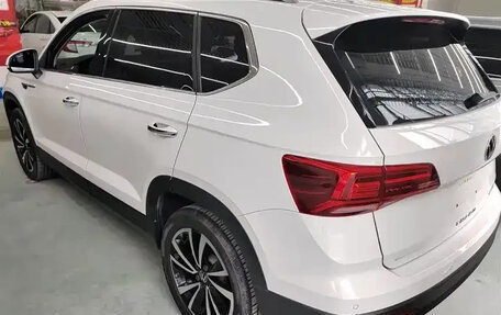 Volkswagen Tharu, 2021 год, 1 880 000 рублей, 4 фотография