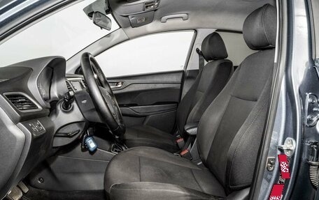 Hyundai Solaris II рестайлинг, 2017 год, 1 200 000 рублей, 6 фотография