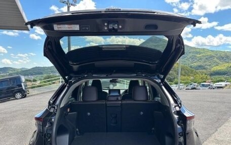 Toyota Yaris Cross, 2021 год, 1 565 000 рублей, 6 фотография