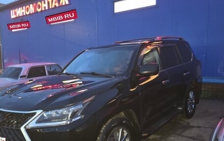 Lexus LX III, 2011 год, 2 995 000 рублей, 4 фотография