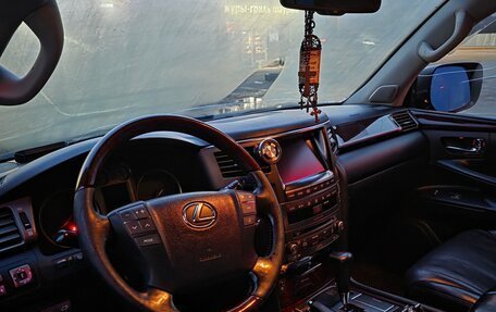 Lexus LX III, 2011 год, 2 995 000 рублей, 7 фотография