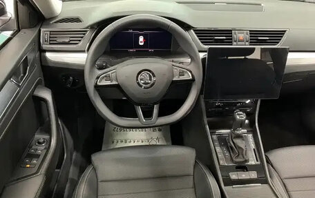 Skoda Superb, 2025 год, 2 093 500 рублей, 10 фотография