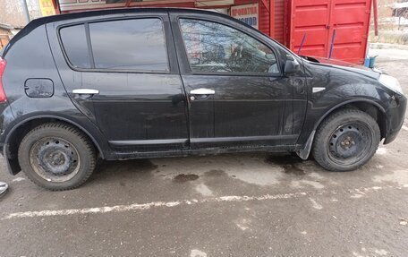 Renault Sandero I, 2012 год, 750 000 рублей, 1 фотография