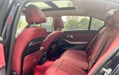 BMW 3 серия, 2022 год, 3 750 000 рублей, 13 фотография