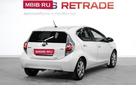 Toyota Aqua I, 2014 год, 916 000 рублей, 5 фотография