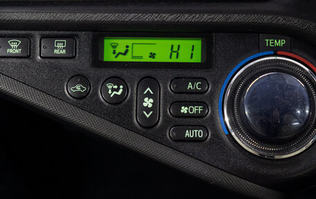 Toyota Aqua I, 2014 год, 916 000 рублей, 23 фотография