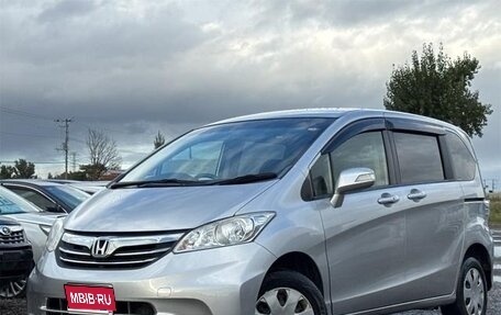 Honda Freed I, 2012 год, 800 000 рублей, 1 фотография