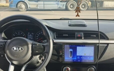 KIA Rio IV, 2019 год, 1 590 000 рублей, 8 фотография