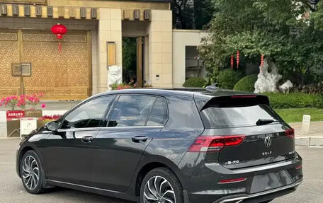 Volkswagen Golf VIII, 2021 год, 1 670 000 рублей, 9 фотография