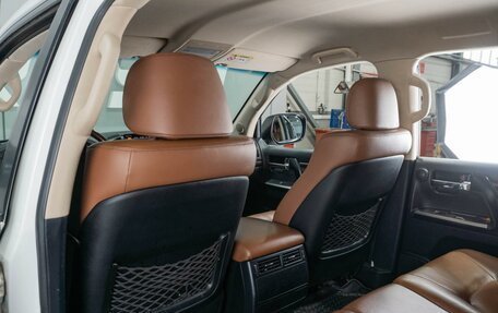 Toyota Land Cruiser 200, 2014 год, 3 149 000 рублей, 11 фотография