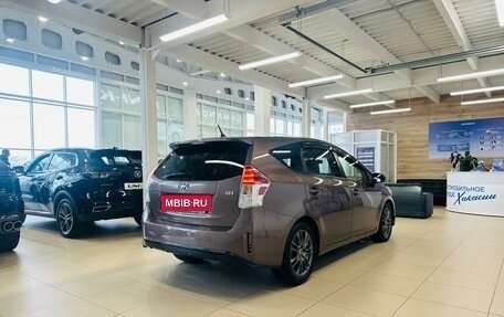 Toyota Prius Alpha I (ZVW40/41), 2016 год, 1 529 000 рублей, 6 фотография