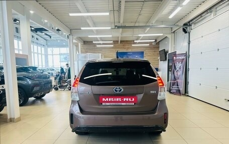 Toyota Prius Alpha I (ZVW40/41), 2016 год, 1 529 000 рублей, 5 фотография