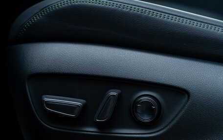 Toyota RAV4, 2025 год, 4 490 000 рублей, 18 фотография