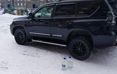 Toyota Land Cruiser Prado 150 рестайлинг 2, 2021 год, 7 200 000 рублей, 4 фотография