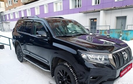 Toyota Land Cruiser Prado 150 рестайлинг 2, 2021 год, 7 200 000 рублей, 2 фотография