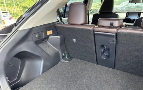 Toyota Yaris Cross, 2021 год, 1 450 125 рублей, 32 фотография