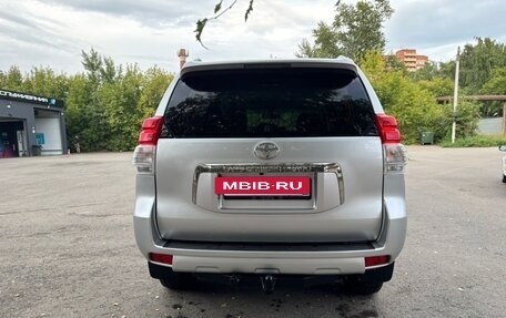 Toyota Land Cruiser Prado 150 рестайлинг 2, 2011 год, 2 599 000 рублей, 8 фотография