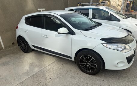 Renault Megane III, 2010 год, 689 898 рублей, 2 фотография