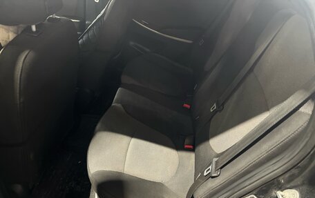 Hyundai Solaris II рестайлинг, 2011 год, 495 000 рублей, 7 фотография