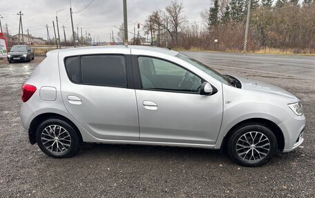 Renault Sandero II рестайлинг, 2020 год, 1 400 000 рублей, 3 фотография