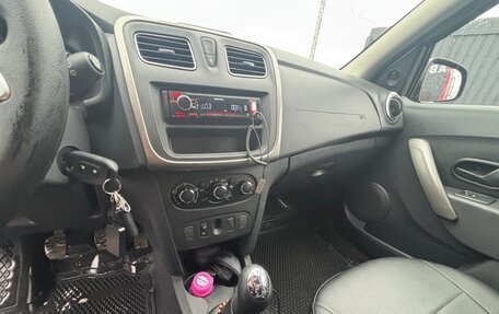 Renault Sandero II рестайлинг, 2020 год, 1 400 000 рублей, 13 фотография