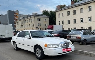Lincoln Town Car III рестайлинг, 1997 год, 650 000 рублей, 1 фотография