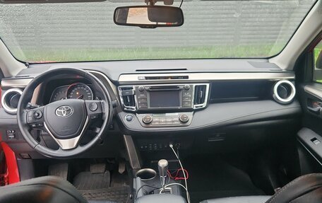 Toyota RAV4, 2013 год, 2 000 000 рублей, 7 фотография