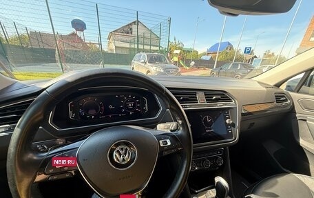 Volkswagen Tiguan II, 2019 год, 2 500 000 рублей, 12 фотография