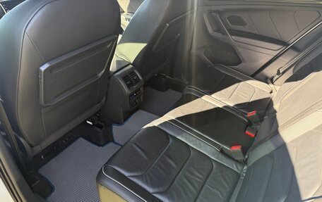 Volkswagen Tiguan II, 2019 год, 2 500 000 рублей, 18 фотография