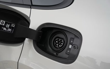 Porsche Cayenne III, 2024 год, 21 000 000 рублей, 34 фотография