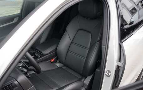 Porsche Cayenne III, 2024 год, 21 000 000 рублей, 32 фотография