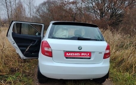 Skoda Fabia II, 2011 год, 385 000 рублей, 32 фотография