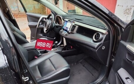 Toyota RAV4, 2013 год, 1 730 000 рублей, 2 фотография