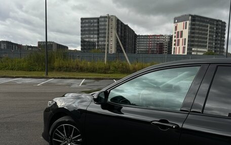 Toyota Camry, 2023 год, 3 690 000 рублей, 13 фотография