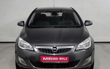 Opel Astra J, 2011 год, 890 000 рублей, 2 фотография