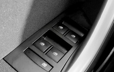 Opel Astra J, 2011 год, 890 000 рублей, 10 фотография