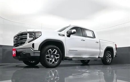 GMC Sierra, 2024 год, 7 000 000 рублей, 16 фотография