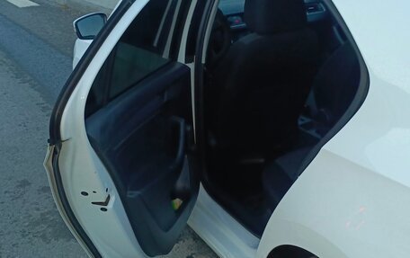 Skoda Rapid I, 2018 год, 980 000 рублей, 6 фотография