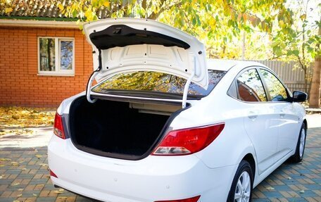 Hyundai Solaris II рестайлинг, 2015 год, 1 150 000 рублей, 8 фотография