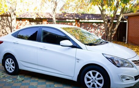 Hyundai Solaris II рестайлинг, 2015 год, 1 150 000 рублей, 3 фотография