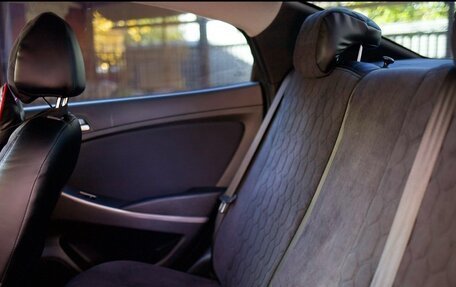 Hyundai Solaris II рестайлинг, 2015 год, 1 150 000 рублей, 9 фотография