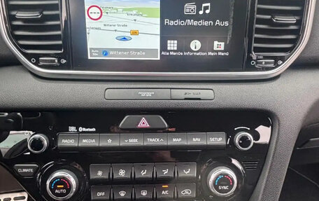 KIA Sportage IV рестайлинг, 2019 год, 1 700 000 рублей, 21 фотография