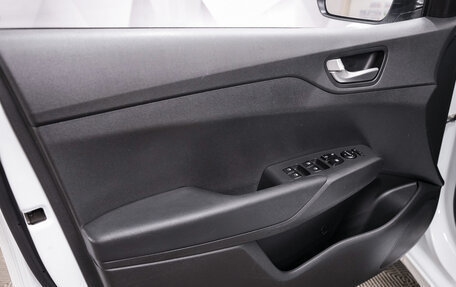 Hyundai Solaris II рестайлинг, 2021 год, 1 580 000 рублей, 16 фотография