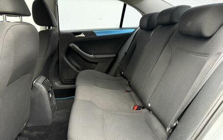 Volkswagen Jetta VI, 2013 год, 1 080 000 рублей, 11 фотография