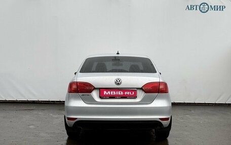 Volkswagen Jetta VI, 2013 год, 1 080 000 рублей, 6 фотография