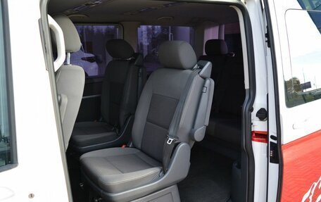 Volkswagen Multivan T5, 2010 год, 2 480 000 рублей, 13 фотография